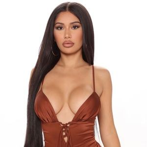 Stunning Fashion Nova Rust Colored Satin Feel Lined Bodysuit